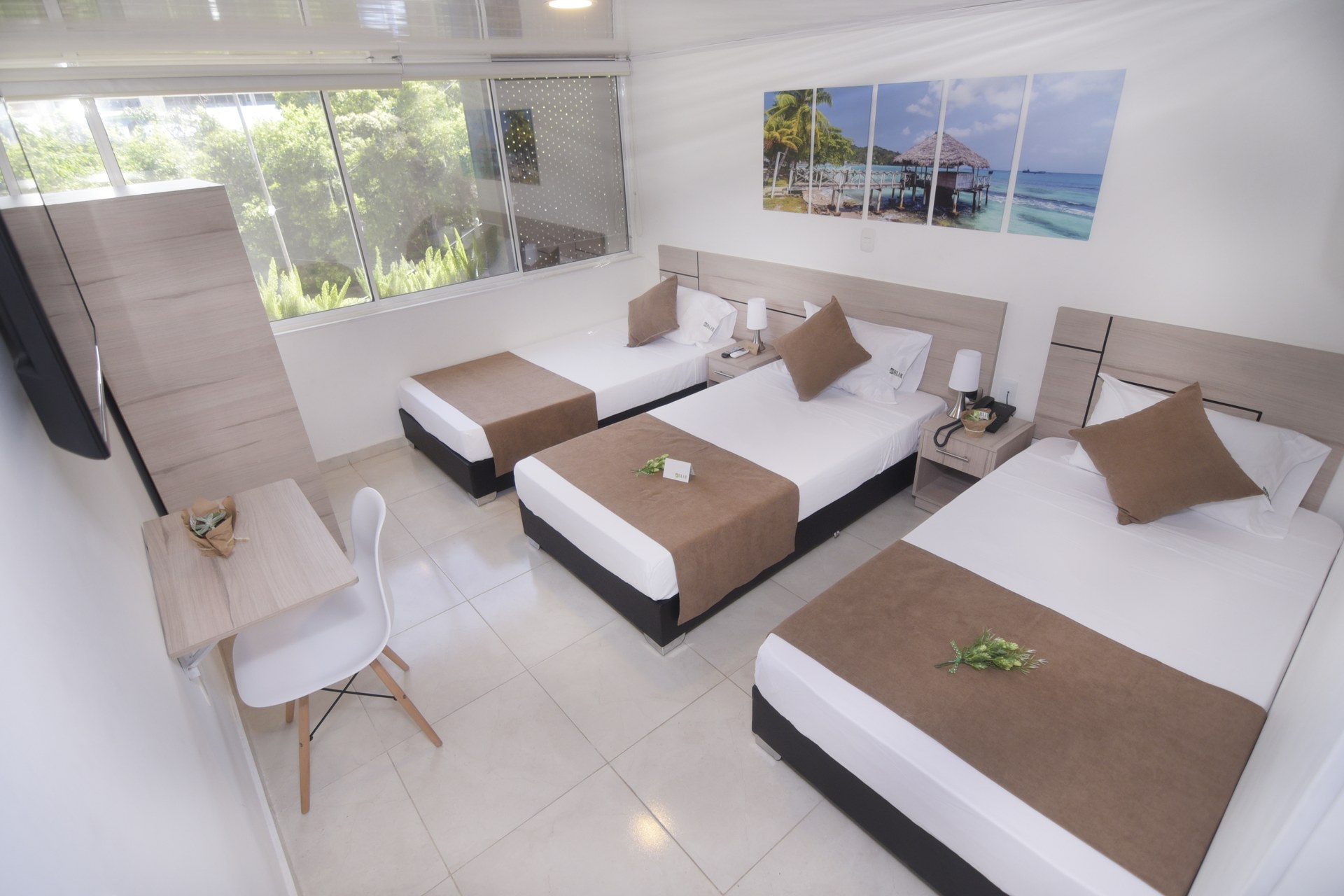 Habitación Triple vista amplia